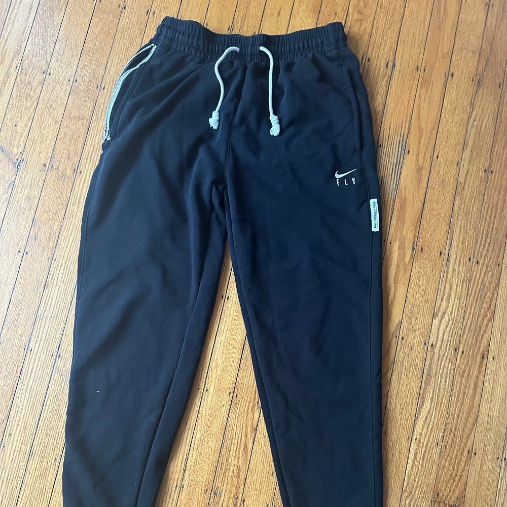 Nike Basketball Fly Standard Issue Black Sweatpants